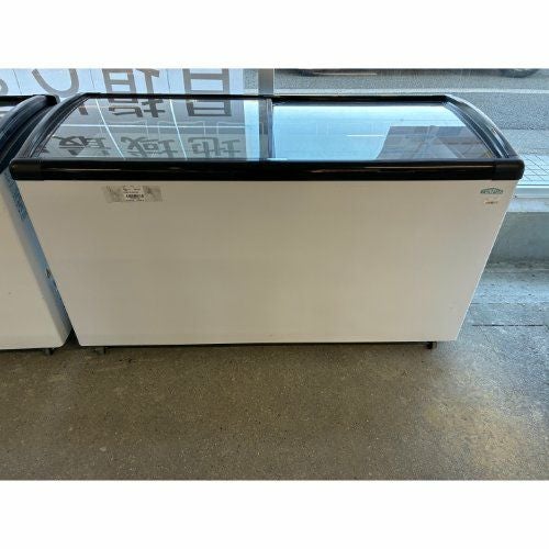 冷凍ショーケース 263L 楽天市場】冷凍ショーケース TBSC-263F 曲面ガラス扉 263L 幅1435×奥行