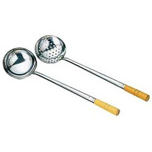 【18-0木柄パイプ中華お玉 中】直径120 柄の長さ365