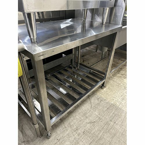 SUS4-189N ステンレス作業台 幅1800×奥行900×高さ740mm/新品/業務用