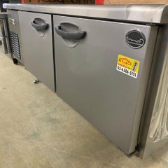 業界最長1年保証】【中古】縦型冷凍庫 ホシザキ HF-63Z 幅625×奥行800 