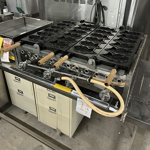 ☆値下げしました☆ガス【くり型】たい焼き機・中古・美品 オーダー】オリジナルたい焼き機 特注業務用たい焼き製造（同型2連式