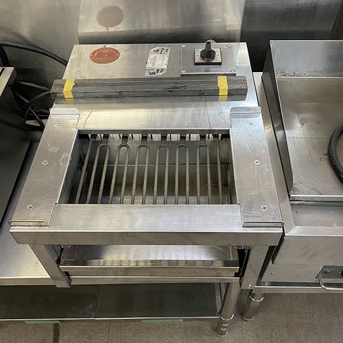 業務用/新品】ヒゴグリラー 焼物器焼鳥専用（卓上型）単相200V P-123KC