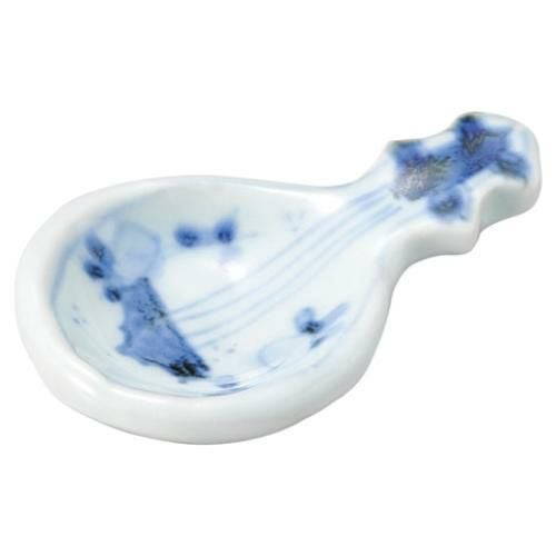 染付琵琶手びねり珍味皿