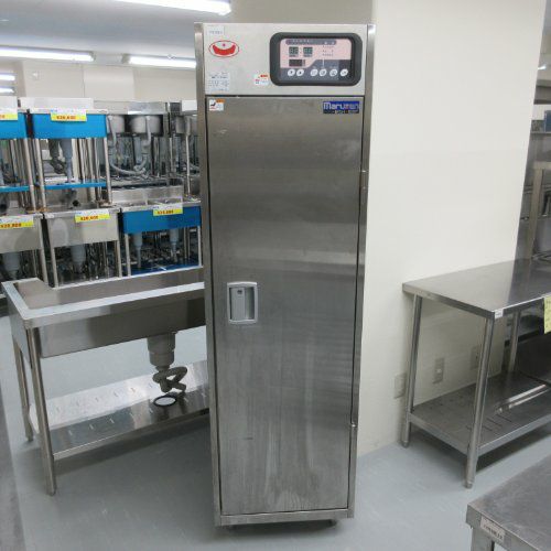 業界最長1年保証】【中古】食器消毒保管庫 ホシザキ HSB-15SB3 幅1300
