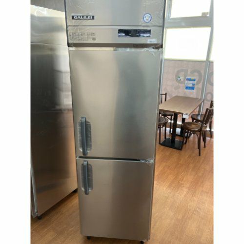 業界最長1年保証】【中古】縦型冷凍庫 フジマック FRF6180Ki 幅610