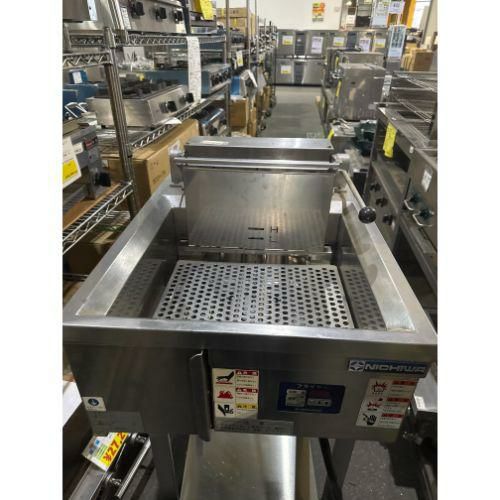 TCFL-4560E 【タニコー】 電気フライヤー 12L 三相200V 幅450×奥行600